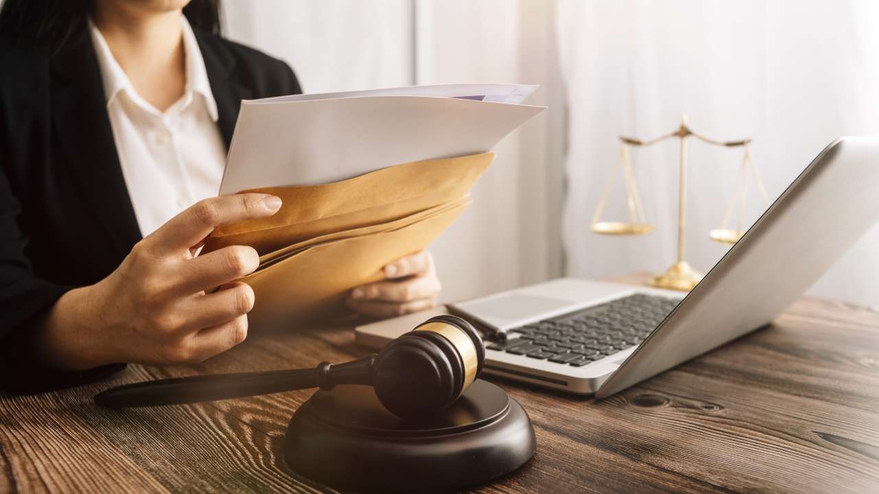 Facture d’entreprise avec mentions légales obligatoires